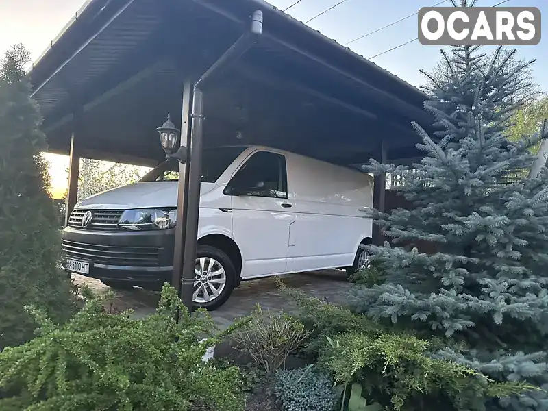 Фургон Volkswagen Transporter 2016 2 л. Ручная / Механика обл. Киевская, Киев - Фото 1/15