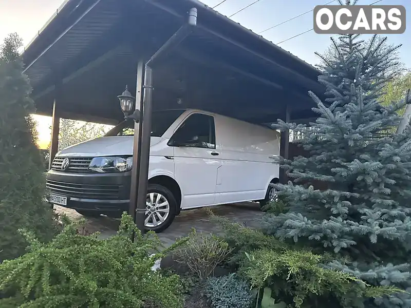 Фургон Volkswagen Transporter 2016 2 л. Ручна / Механіка обл. Київська, Київ - Фото 1/15