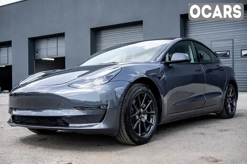 Седан Tesla Model 3 2023 null_content л. обл. Київська, Київ - Фото 1/21