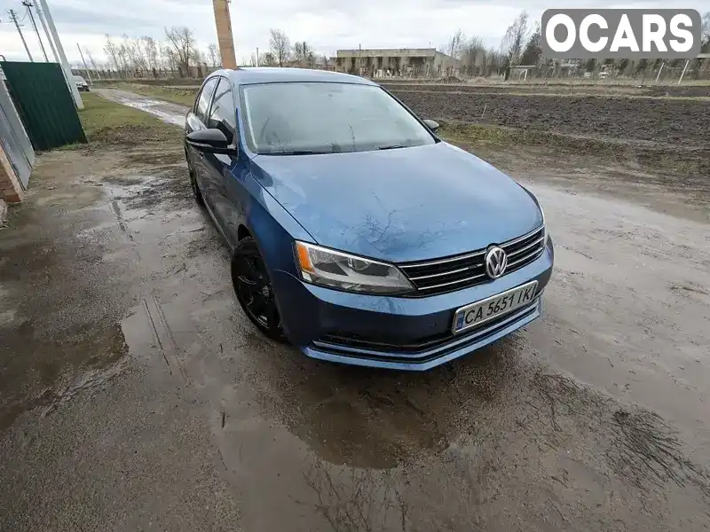 Седан Volkswagen Jetta 2015 1.4 л. Автомат обл. Черкасская, Звенигородка - Фото 1/21