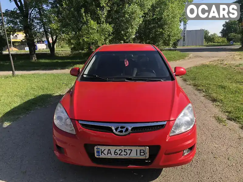 Универсал Hyundai Elantra 2010 2 л. Ручная / Механика обл. Николаевская, Первомайск - Фото 1/21