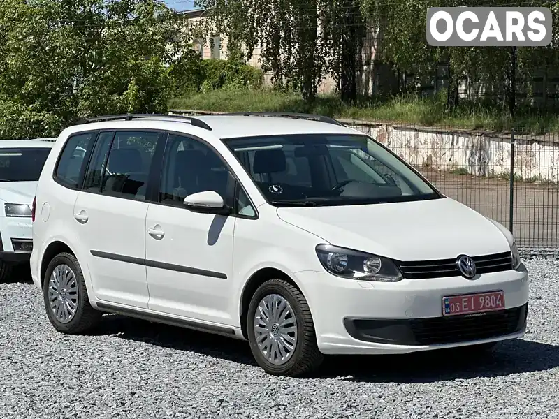 Минивэн Volkswagen Touran 2013 1.6 л. Ручная / Механика обл. Ровенская, Ровно - Фото 1/21