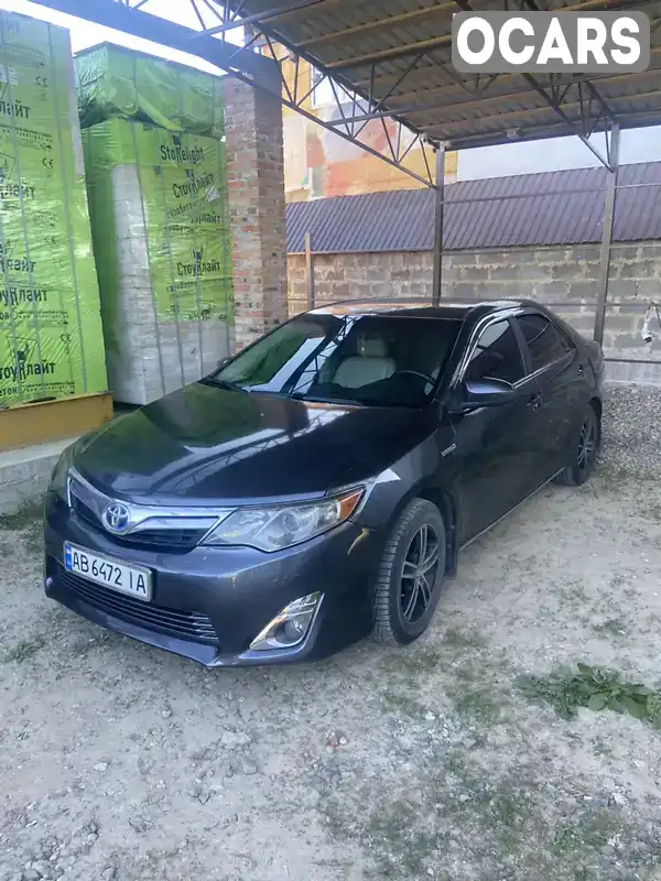 Седан Toyota Camry 2013 2.49 л. Автомат обл. Винницкая, Винница - Фото 1/17