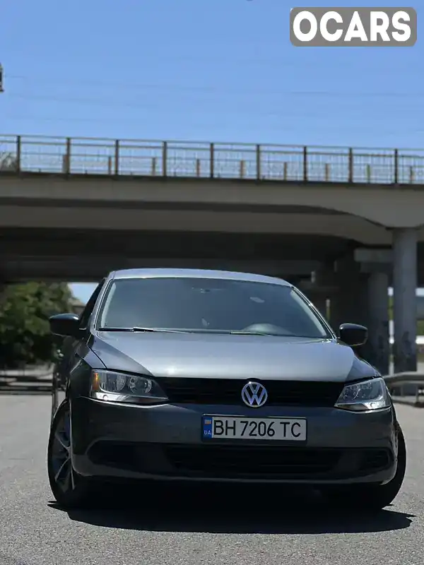 Седан Volkswagen Jetta 2013 1.97 л. Автомат обл. Одеська, Одеса - Фото 1/21