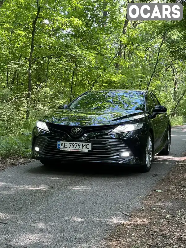 Седан Toyota Camry 2019 2.5 л. Автомат обл. Днепропетровская, Днепр (Днепропетровск) - Фото 1/21