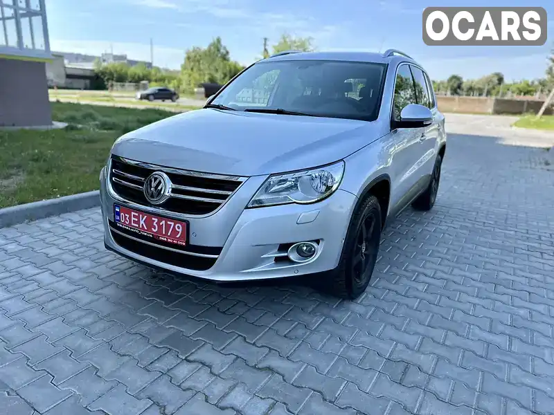 Позашляховик / Кросовер Volkswagen Tiguan 2011 2 л. Ручна / Механіка обл. Полтавська, Полтава - Фото 1/21