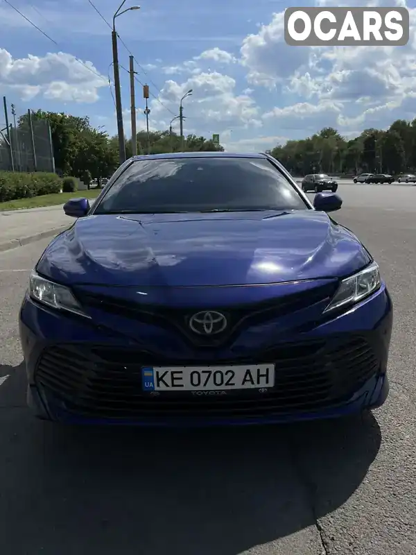 Седан Toyota Camry 2018 2.49 л. Автомат обл. Днепропетровская, Днепр (Днепропетровск) - Фото 1/11