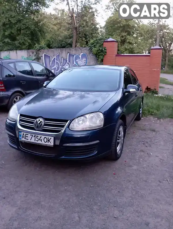 Седан Volkswagen Jetta 2006 1.6 л. Ручная / Механика обл. Днепропетровская, Кривой Рог - Фото 1/12