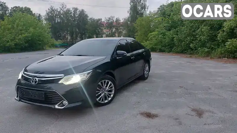 Седан Toyota Camry 2017 2.49 л. Автомат обл. Житомирська, Житомир - Фото 1/21