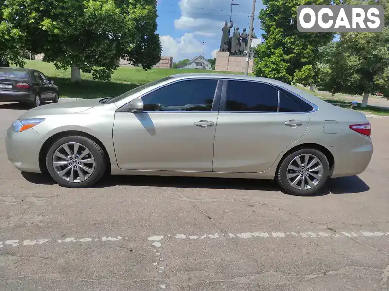 Седан Toyota Camry 2014 2.5 л. Автомат обл. Чернігівська, Чернігів - Фото 1/21