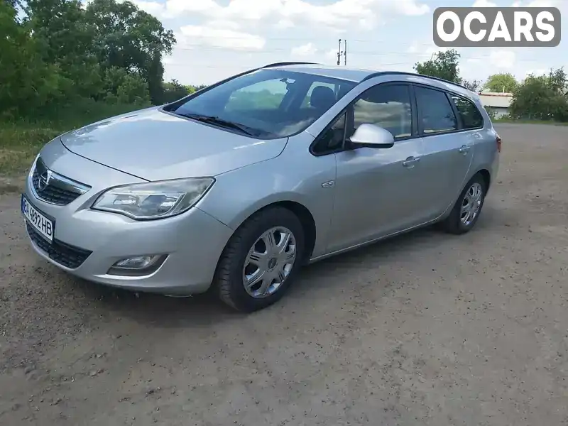 Універсал Opel Astra 2011 1.3 л. Ручна / Механіка обл. Кіровоградська, Мала Виска - Фото 1/14
