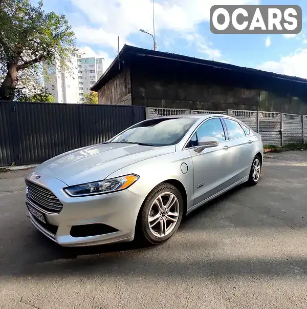 Седан Ford Fusion 2015 2 л. Автомат обл. Киевская, Киев - Фото 1/10