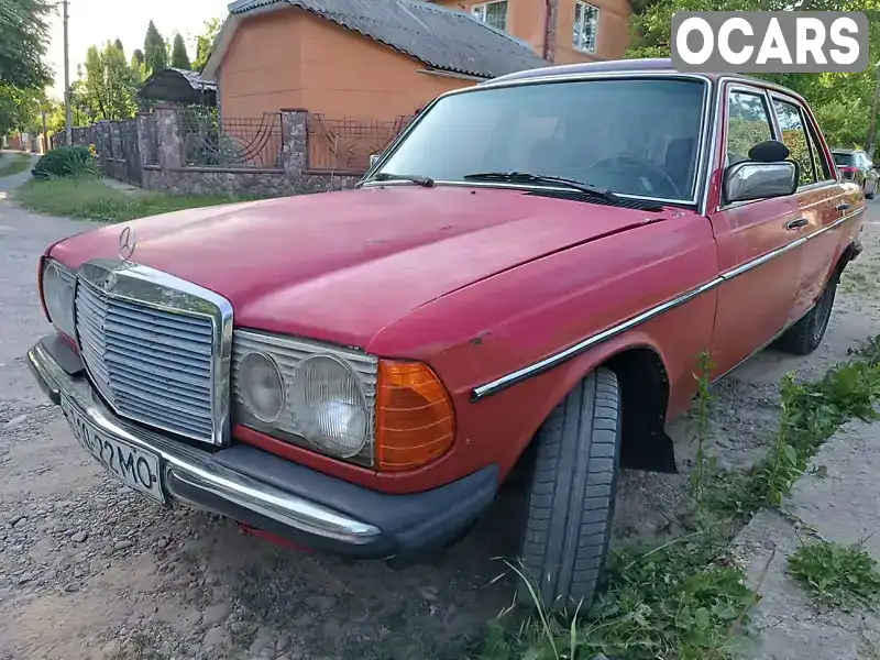 Седан Mercedes-Benz E-Class 1983 2 л. Ручная / Механика обл. Тернопольская, Залещики - Фото 1/13