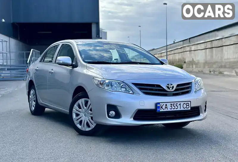 Седан Toyota Corolla 2012 1.6 л. Автомат обл. Київська, Київ - Фото 1/21