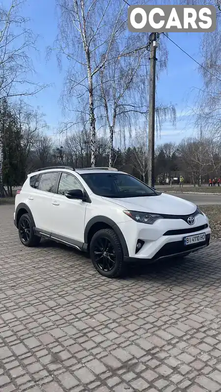 Внедорожник / Кроссовер Toyota RAV4 2017 2.49 л. Автомат обл. Полтавская, Лубны - Фото 1/18