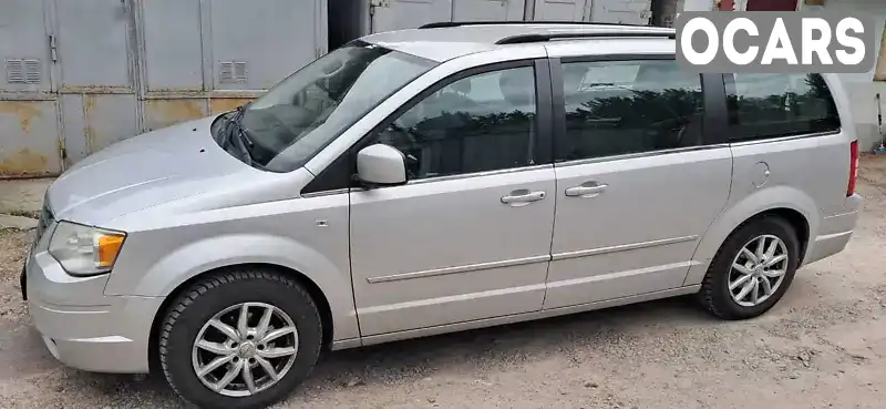 Минивэн Chrysler Grand Voyager 2008 2.78 л. Автомат обл. Киевская, Киев - Фото 1/7