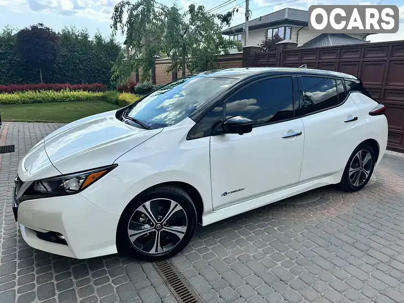 Хэтчбек Nissan Leaf 2019 null_content л. Автомат обл. Винницкая, Винница - Фото 1/17