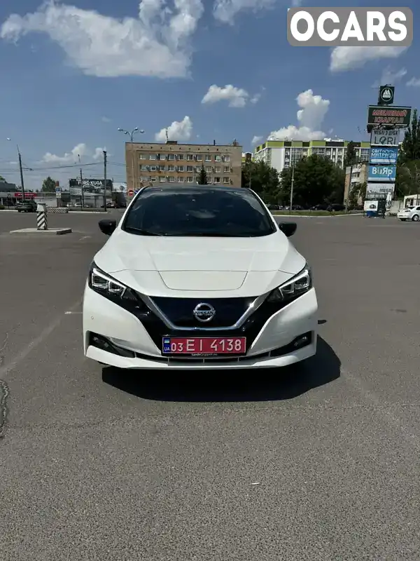 Хэтчбек Nissan Leaf 2018 null_content л. Вариатор обл. Полтавская, Полтава - Фото 1/21