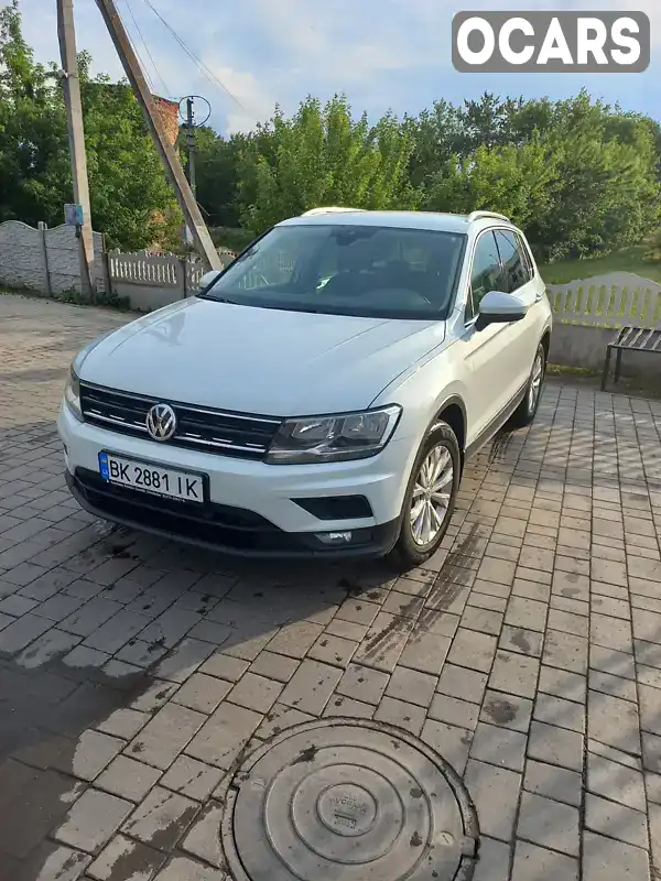 Позашляховик / Кросовер Volkswagen Tiguan 2019 1.97 л. Автомат обл. Рівненська, Острог - Фото 1/12