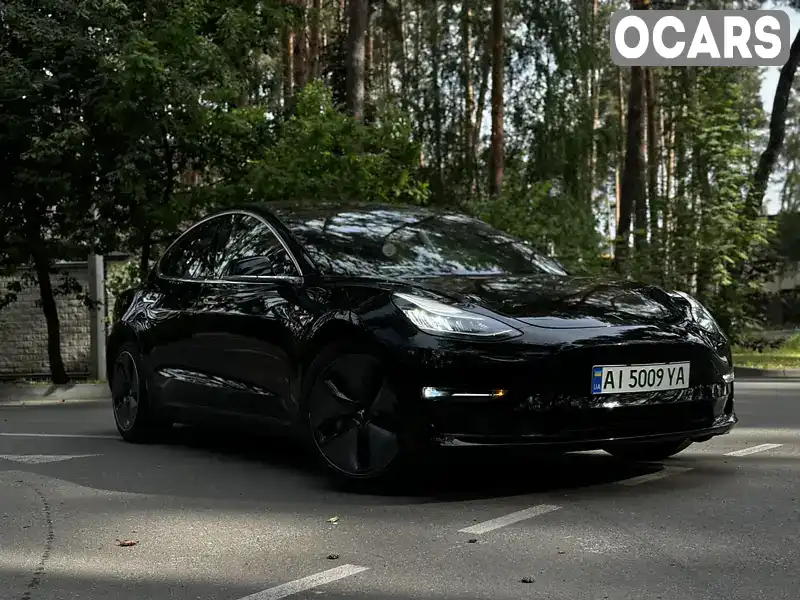 Седан Tesla Model 3 2019 null_content л. Автомат обл. Киевская, Киев - Фото 1/9