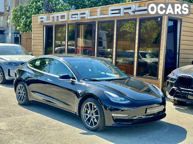 Седан Tesla Model 3 2019 null_content л. Автомат обл. Киевская, Киев - Фото 1/21