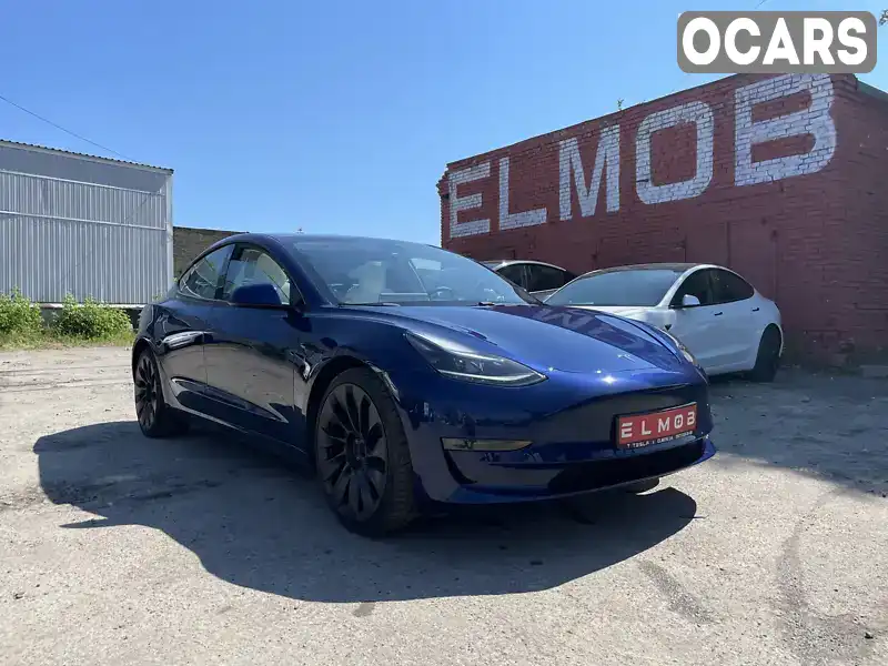 Седан Tesla Model 3 2021 null_content л. обл. Киевская, Киев - Фото 1/19