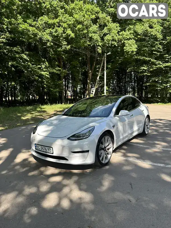 Седан Tesla Model 3 2018 null_content л. Автомат обл. Львівська, Львів - Фото 1/21