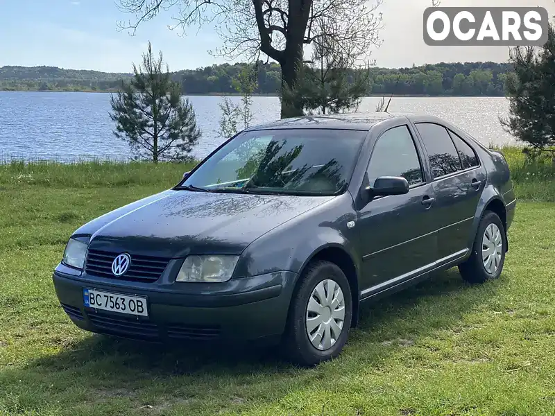 Седан Volkswagen Bora 2002 1.6 л. Ручна / Механіка обл. Львівська, Львів - Фото 1/11