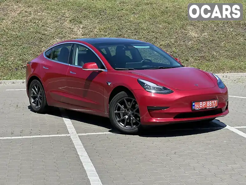 Седан Tesla Model 3 2019 null_content л. обл. Киевская, Киев - Фото 1/8