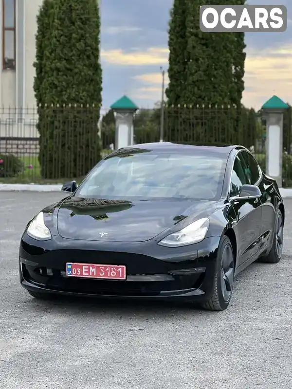 Седан Tesla Model 3 2019 null_content л. Автомат обл. Киевская, Киев - Фото 1/21