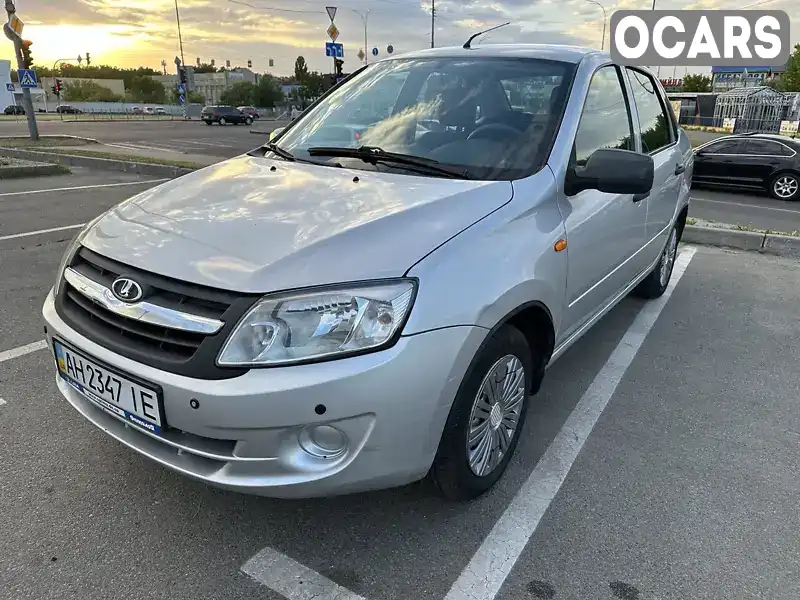 Седан ВАЗ / Lada 2190 Granta 2013 1.6 л. Ручна / Механіка обл. Київська, Київ - Фото 1/21