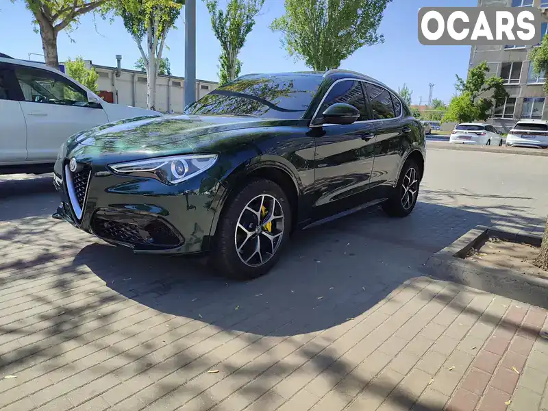 Внедорожник / Кроссовер Alfa Romeo Stelvio 2020 2 л. Автомат обл. Днепропетровская, Днепр (Днепропетровск) - Фото 1/6