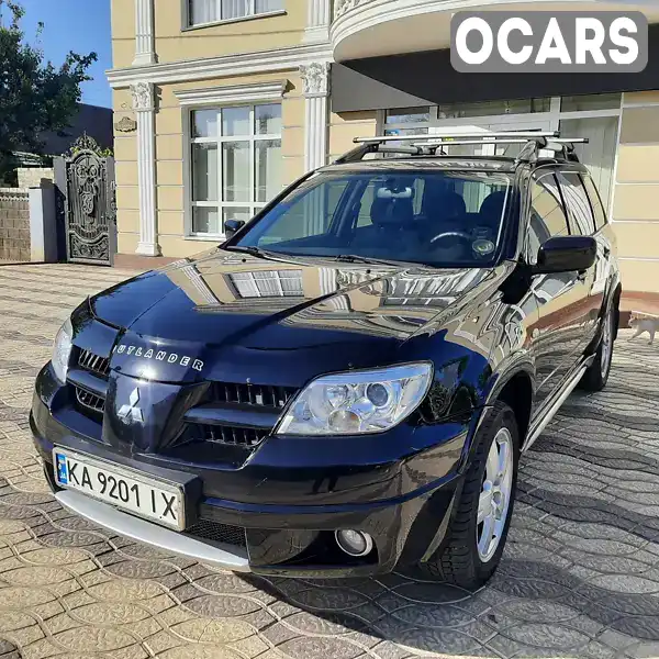 Внедорожник / Кроссовер Mitsubishi Outlander 2008 2 л. Ручная / Механика обл. Киевская, Киев - Фото 1/21