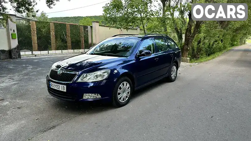 Універсал Skoda Octavia 2011 1.6 л. Ручна / Механіка обл. Закарпатська, Мукачево - Фото 1/11