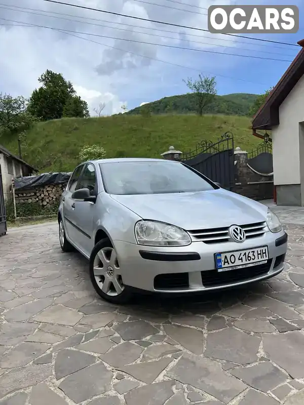 Хэтчбек Volkswagen Golf 2006 1.6 л. Ручная / Механика обл. Закарпатская, Свалява - Фото 1/12