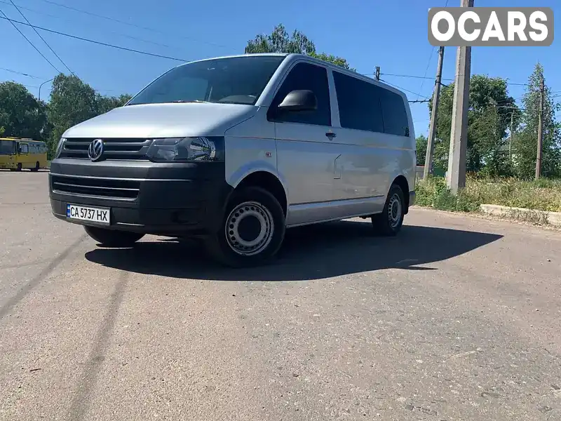 Минивэн Volkswagen Transporter 2015 2 л. Ручная / Механика обл. Черкасская, Черкассы - Фото 1/21