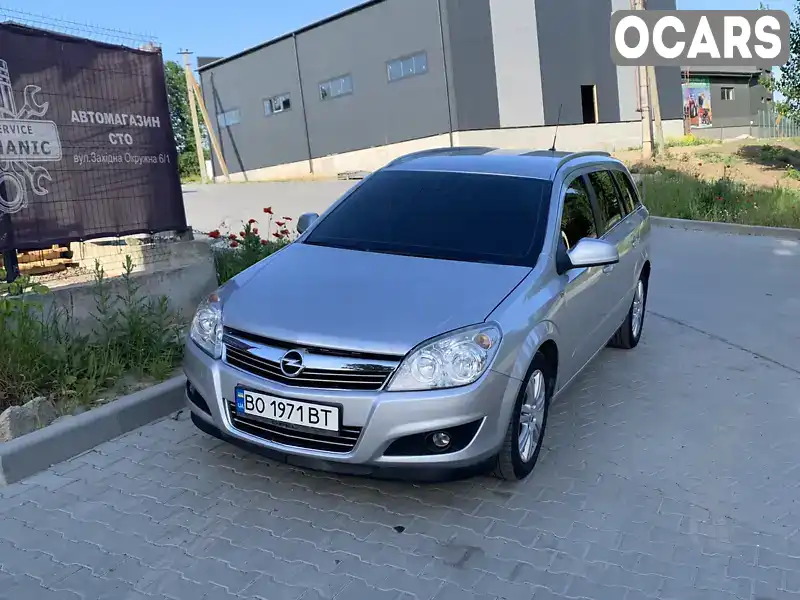 Универсал Opel Astra 2010 1.69 л. Ручная / Механика обл. Хмельницкая, Хмельницкий - Фото 1/21