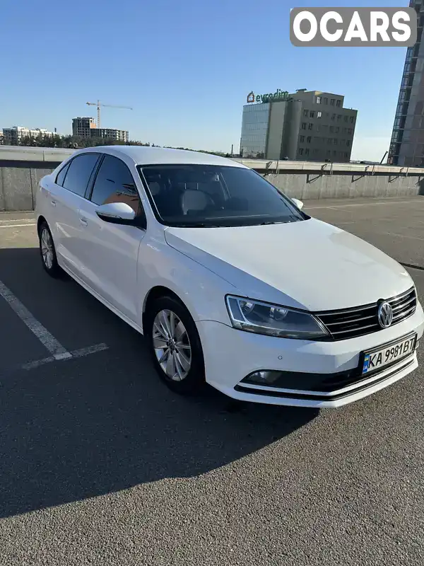 Седан Volkswagen Jetta 2016 1.6 л. Автомат обл. Київська, Київ - Фото 1/17