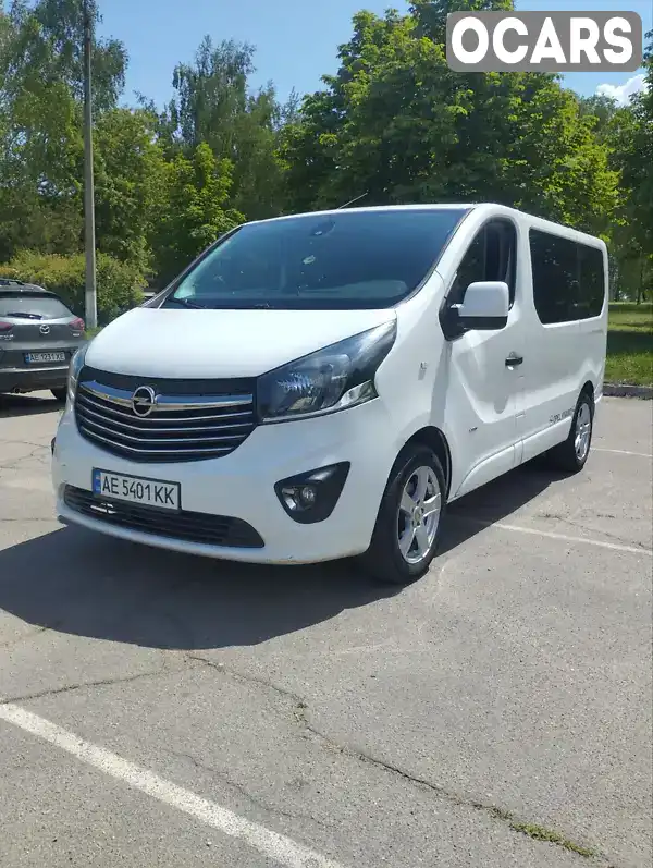 Минивэн Opel Vivaro 2015 1.6 л. Ручная / Механика обл. Днепропетровская, Верхнеднепровск - Фото 1/21