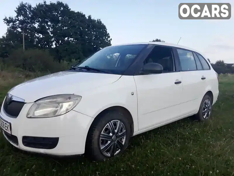 Универсал Skoda Fabia 2009 1.4 л. Ручная / Механика обл. Ивано-Франковская, Тысменица - Фото 1/19