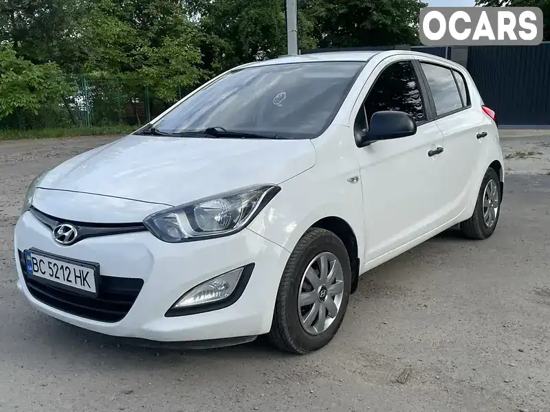 Хэтчбек Hyundai i20 2013 1.1 л. Ручная / Механика обл. Львовская, Дрогобыч - Фото 1/21