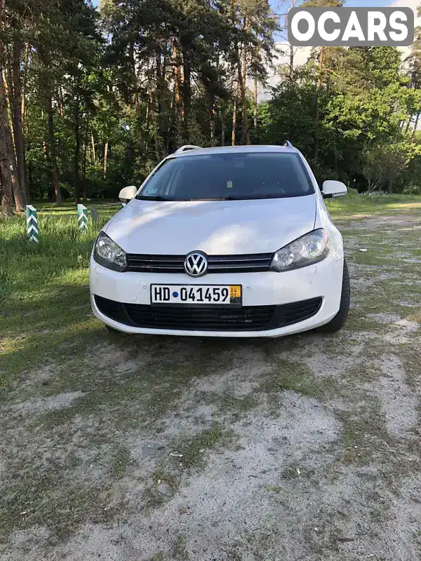 Універсал Volkswagen Golf 2010 1.6 л. Автомат обл. Київська, Київ - Фото 1/21