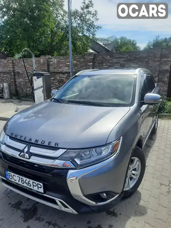 Позашляховик / Кросовер Mitsubishi Outlander 2018 2.36 л. Автомат обл. Львівська, Львів - Фото 1/21