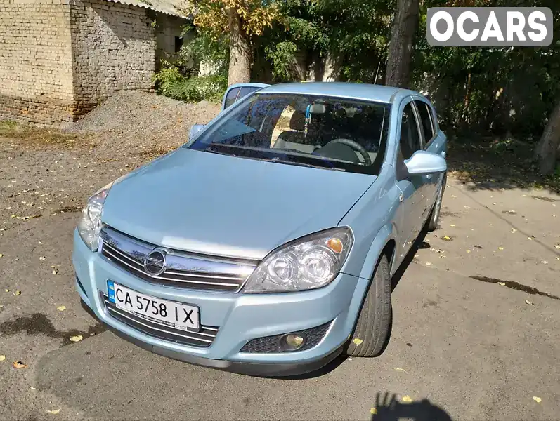 Хетчбек Opel Astra 2009 1.6 л. Робот обл. Черкаська, Черкаси - Фото 1/21