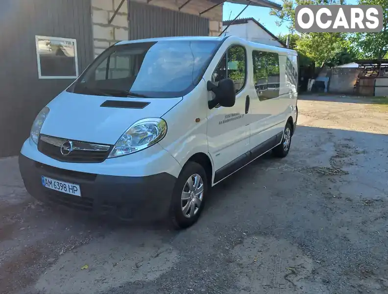 Мінівен Opel Vivaro 2013 2 л. Ручна / Механіка обл. Житомирська, Звягель - Фото 1/15