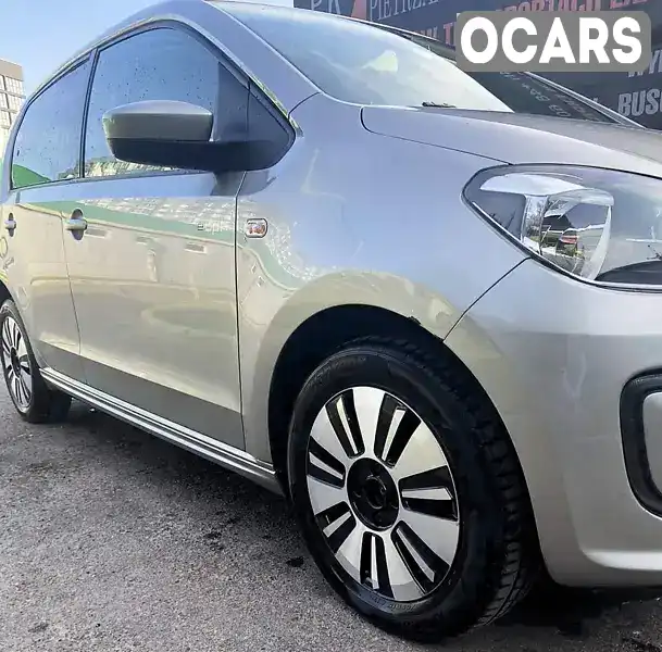 Хетчбек Volkswagen Up 2013 1.42 л. Автомат обл. Волинська, Луцьк - Фото 1/13