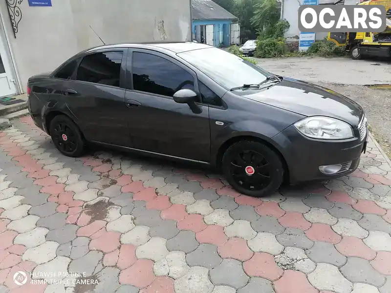 Седан Fiat Linea 2010 1.37 л. Ручная / Механика обл. Черновицкая, Черновцы - Фото 1/11