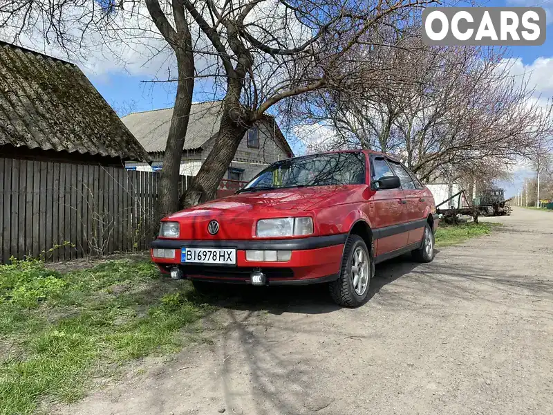 Седан Volkswagen Passat 1991 1.8 л. Ручная / Механика обл. Полтавская, Миргород - Фото 1/12