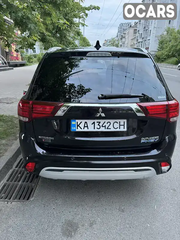 Позашляховик / Кросовер Mitsubishi Outlander 2018 2 л. Типтронік обл. Київська, Київ - Фото 1/9