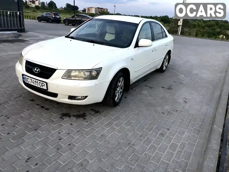 Седан Hyundai Sonata 2005 2.4 л. Ручная / Механика обл. Львовская, Золочев - Фото 1/18